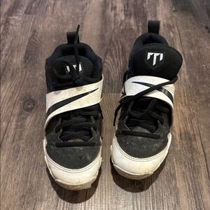 Boys baseball cleats.